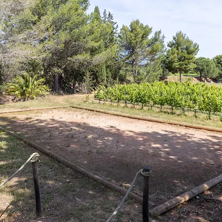 Nocleg ze śniadaniem Chateau Maravenne 3*