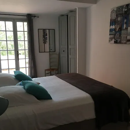 Bed & Breakfast Chateau Maravenne La Londe-les-Maures